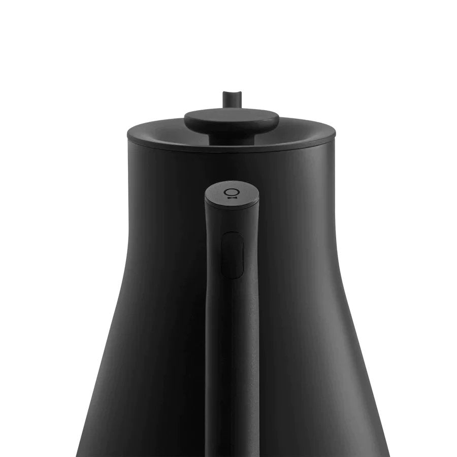 elektrischer Wasserkocher von Fellow | Stagg EKG pro 0,9 L in matt schwarz - CA Händlerportal