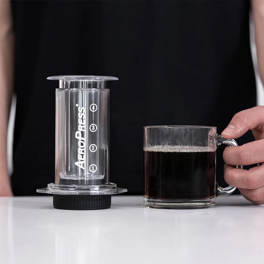 AeroPress Coffee Maker Clear Kaffeebereiter + 100 Filter - CA Händlerportal